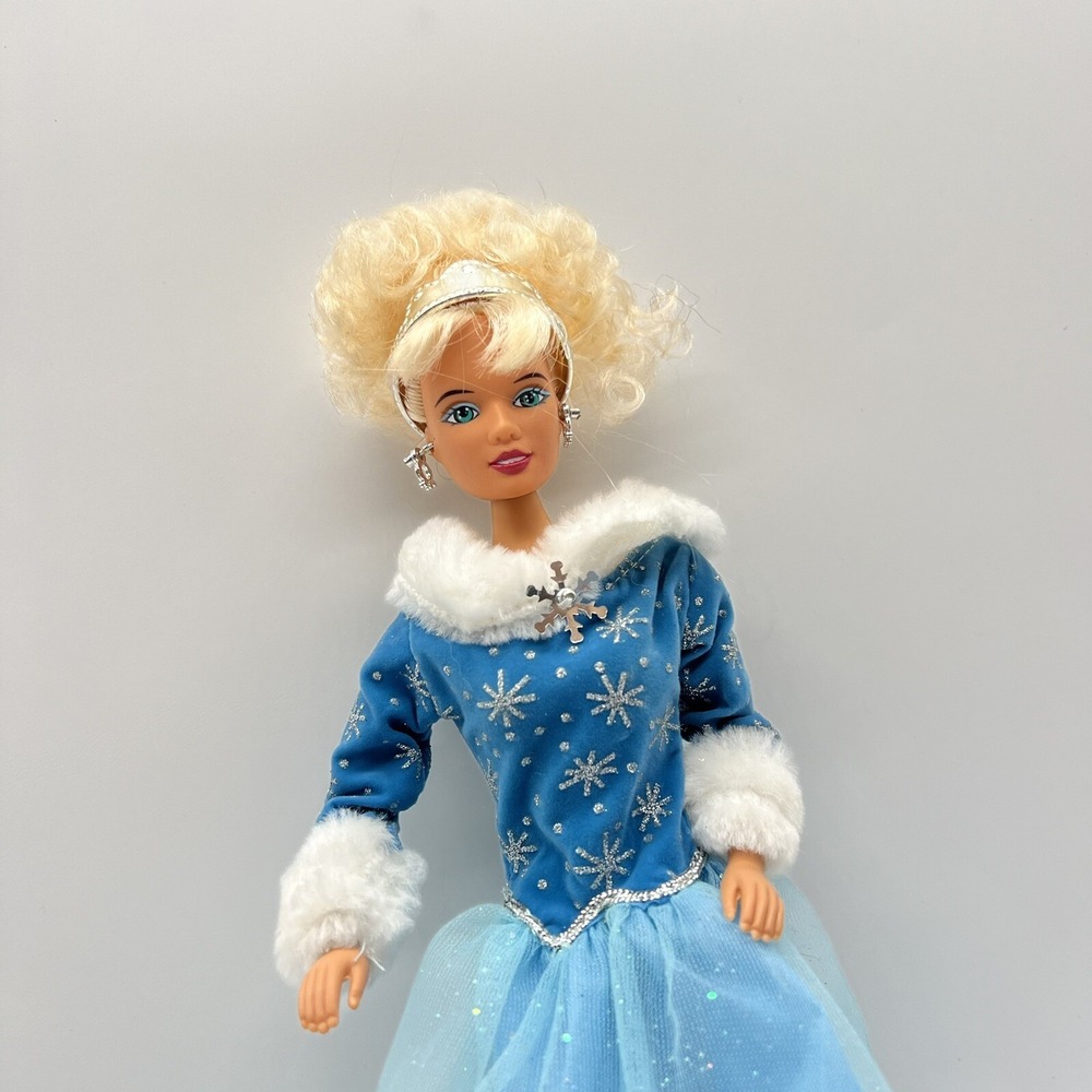 Winter Wonderland‎ Kid Kore Kelsey Doll in Blue Gown Vintage Toy Girl